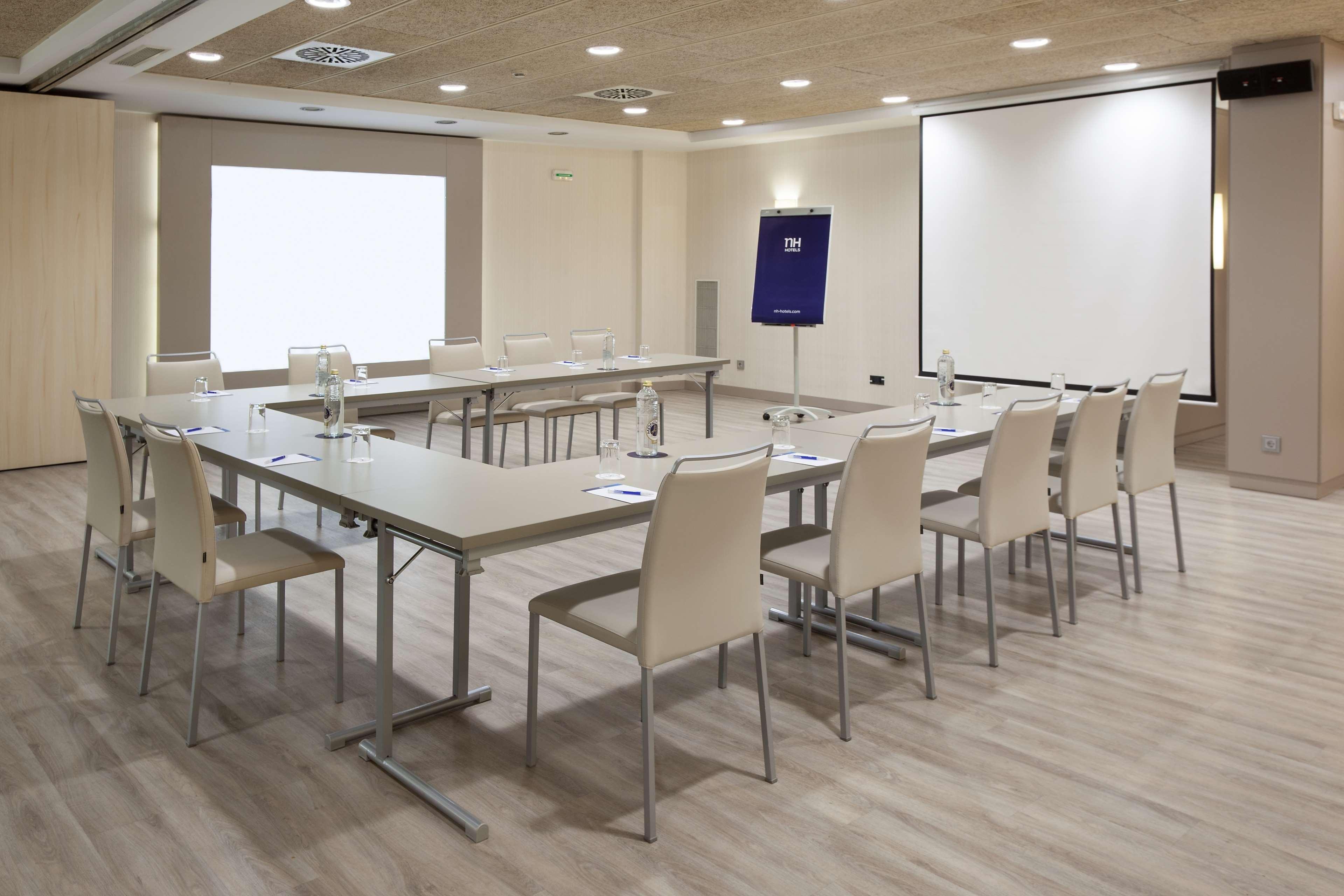 Nh Pamplona Iruna Park Εξωτερικό φωτογραφία