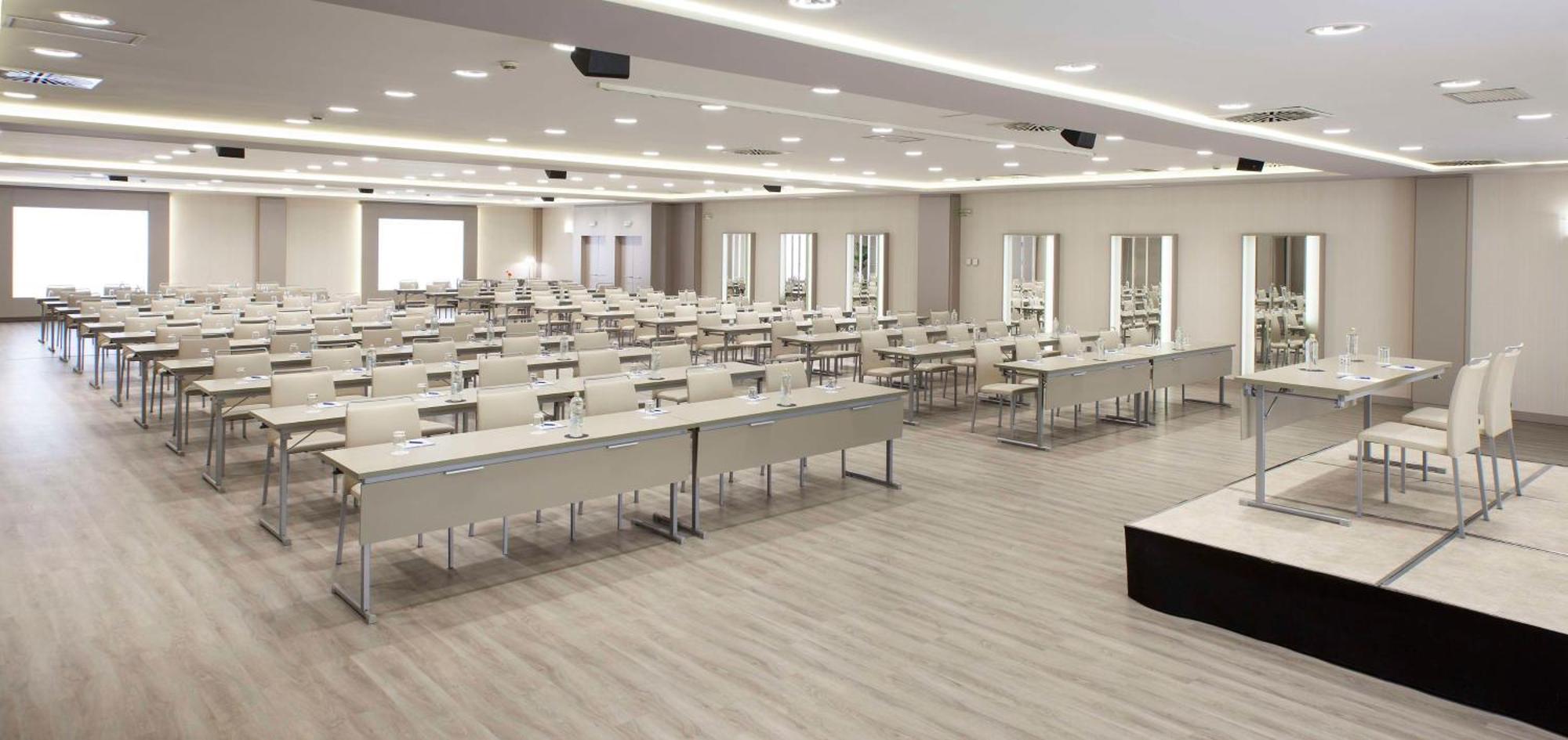 Nh Pamplona Iruna Park Εξωτερικό φωτογραφία