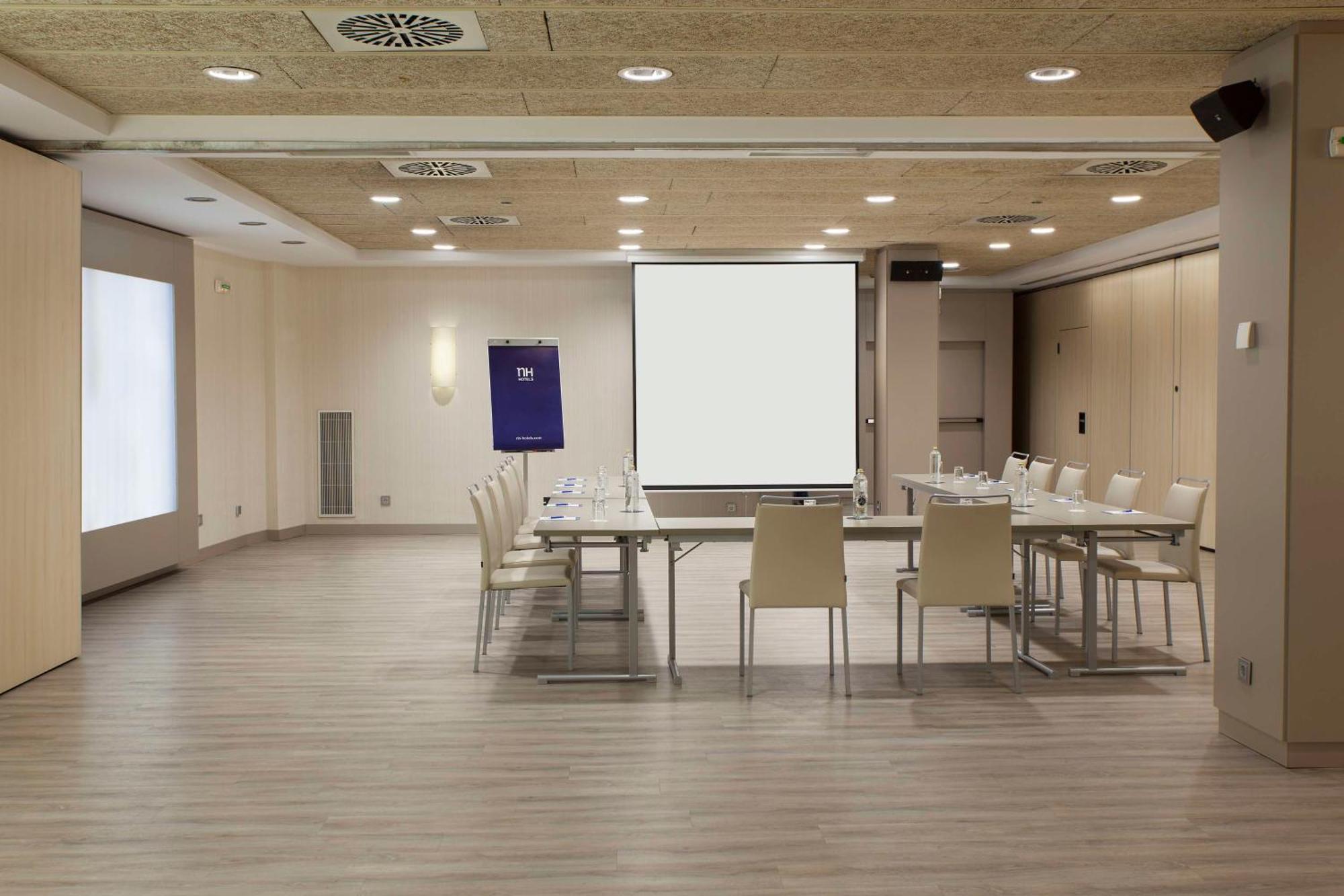 Nh Pamplona Iruna Park Εξωτερικό φωτογραφία