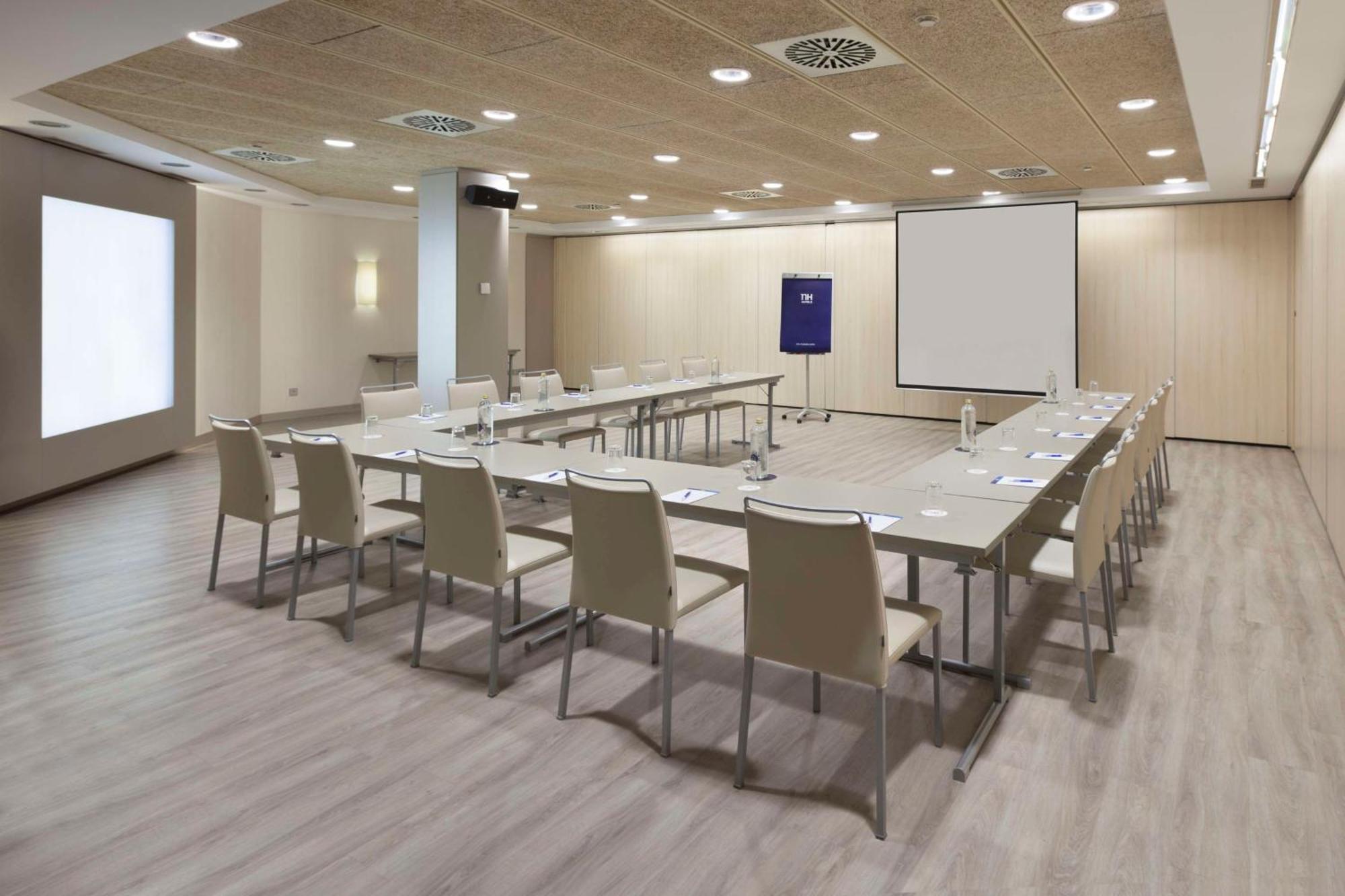 Nh Pamplona Iruna Park Εξωτερικό φωτογραφία